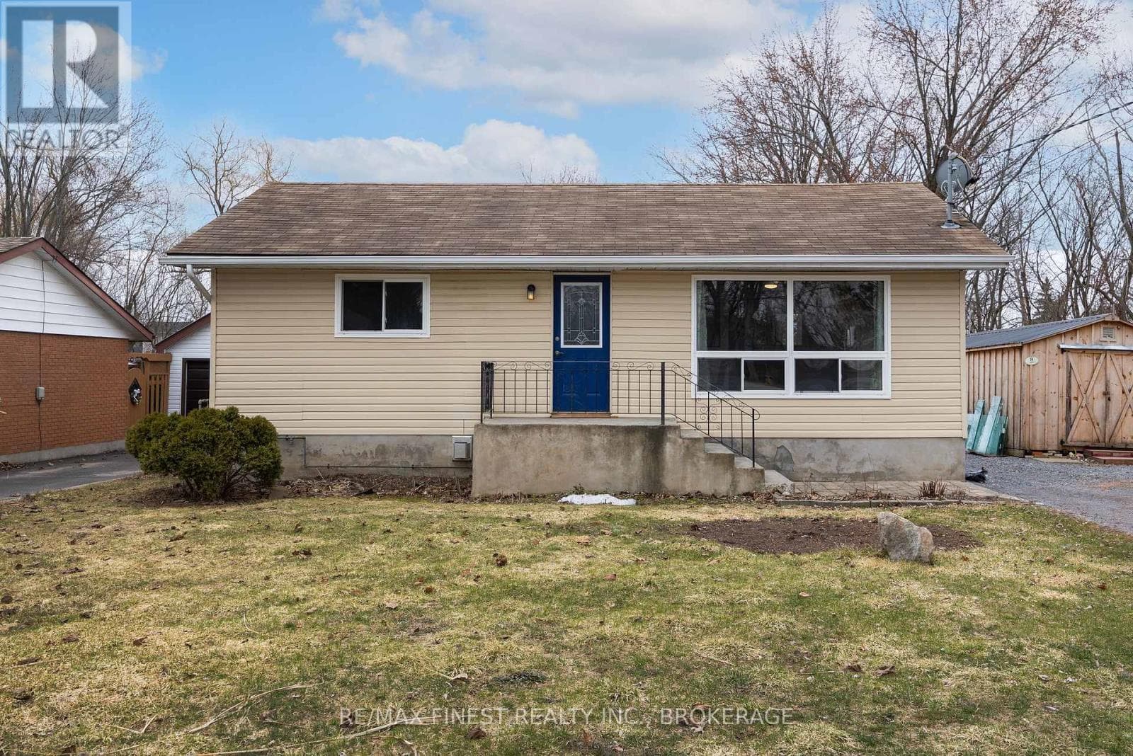 3007 PRINCESS STREET photo 3