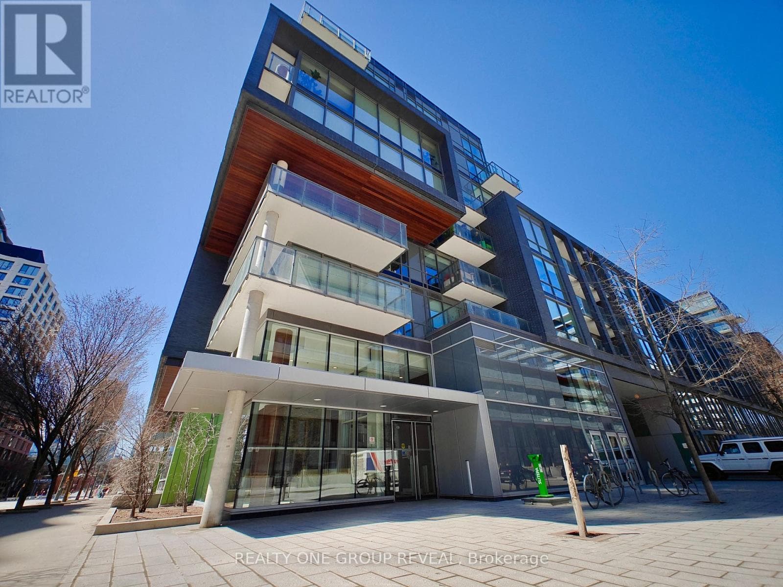 1 bed 1 bath single family at 213S - 455 FRONT STREET E — $490,000