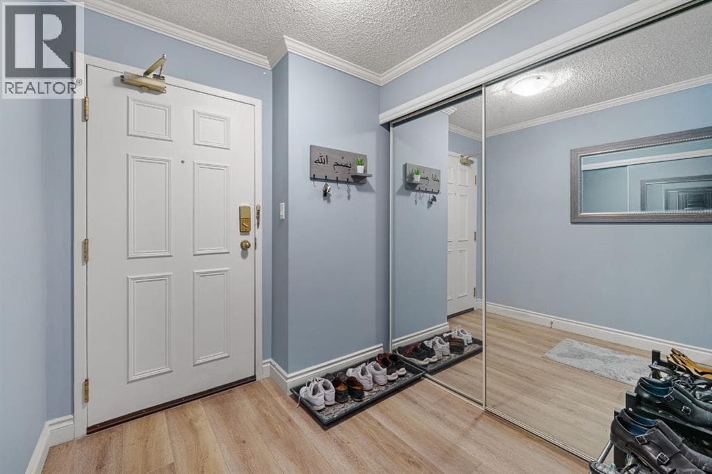 1150, 1001 13 Avenue SW — photo 3
