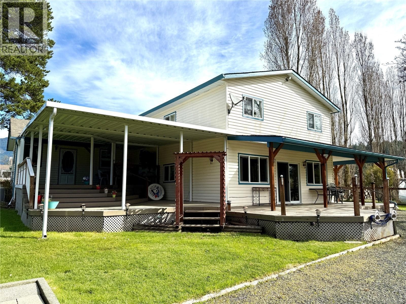 6131 Drinkwater Rd photo 4