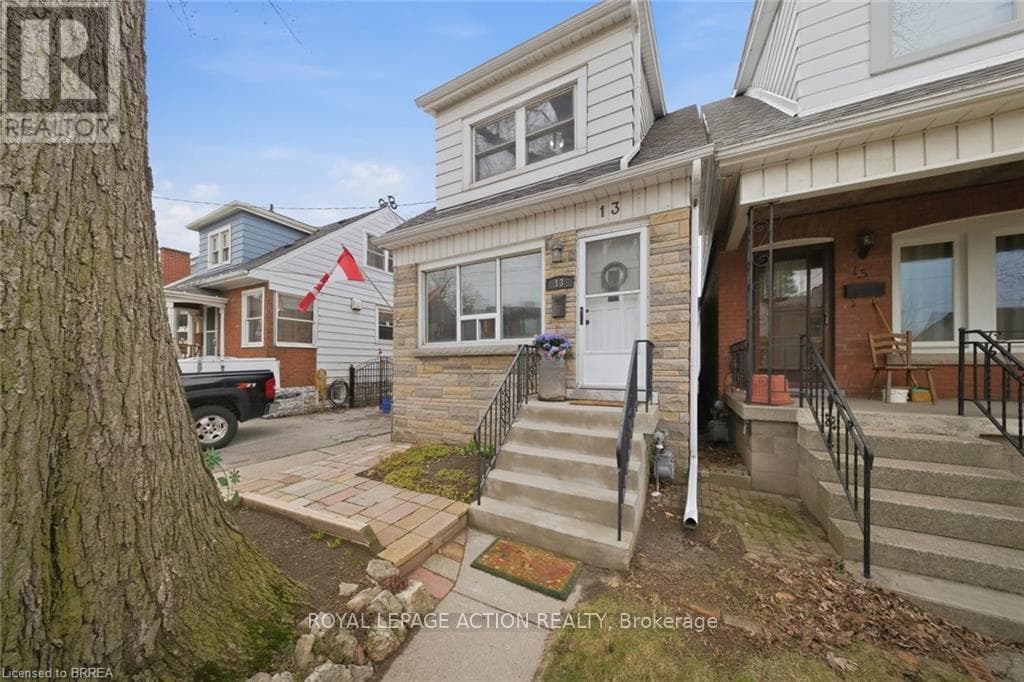 2 bed 2 bath single family at 13 DEVONPORT STREET — $569,900