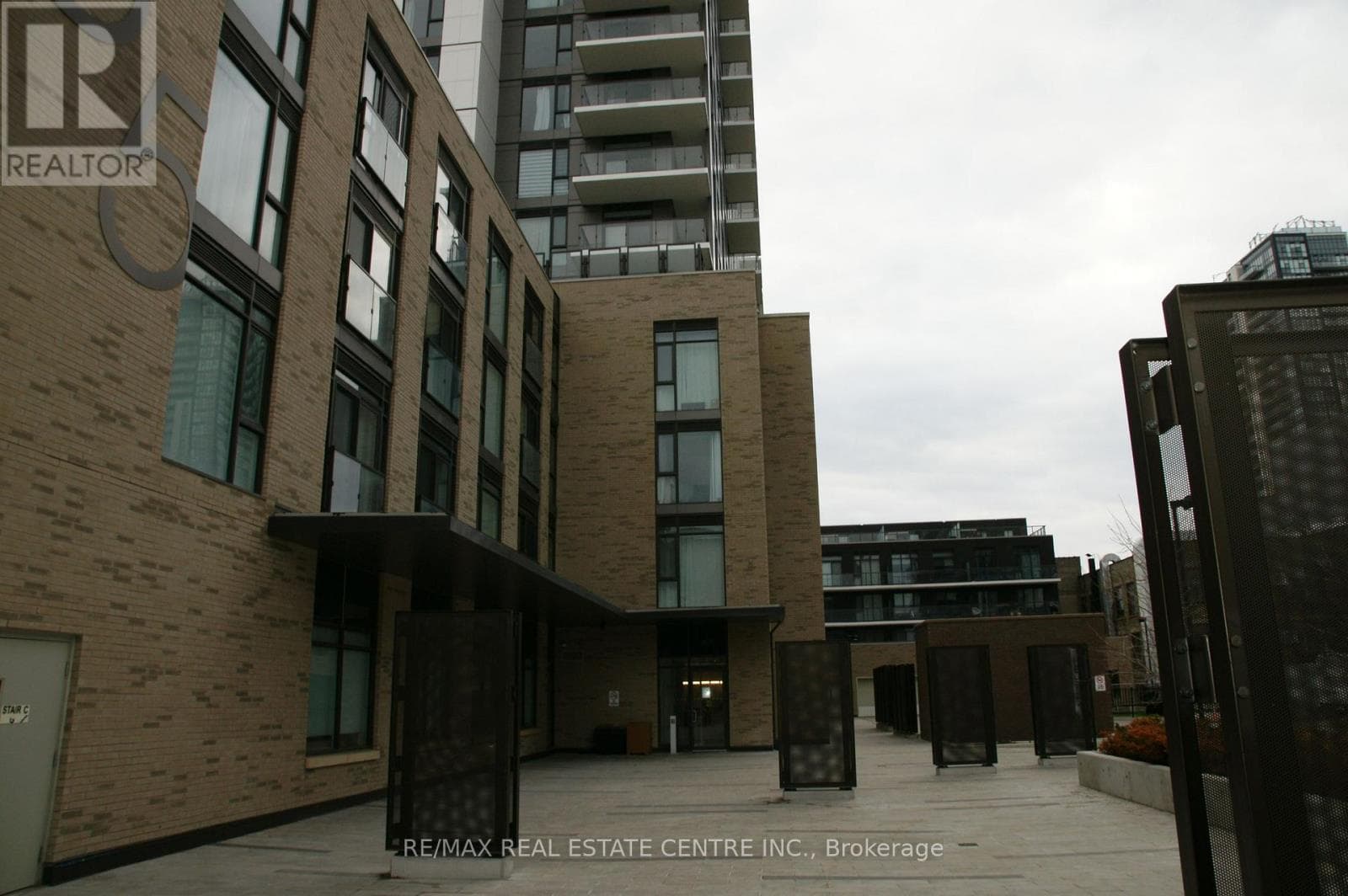 55 DUKE STREET photo 4