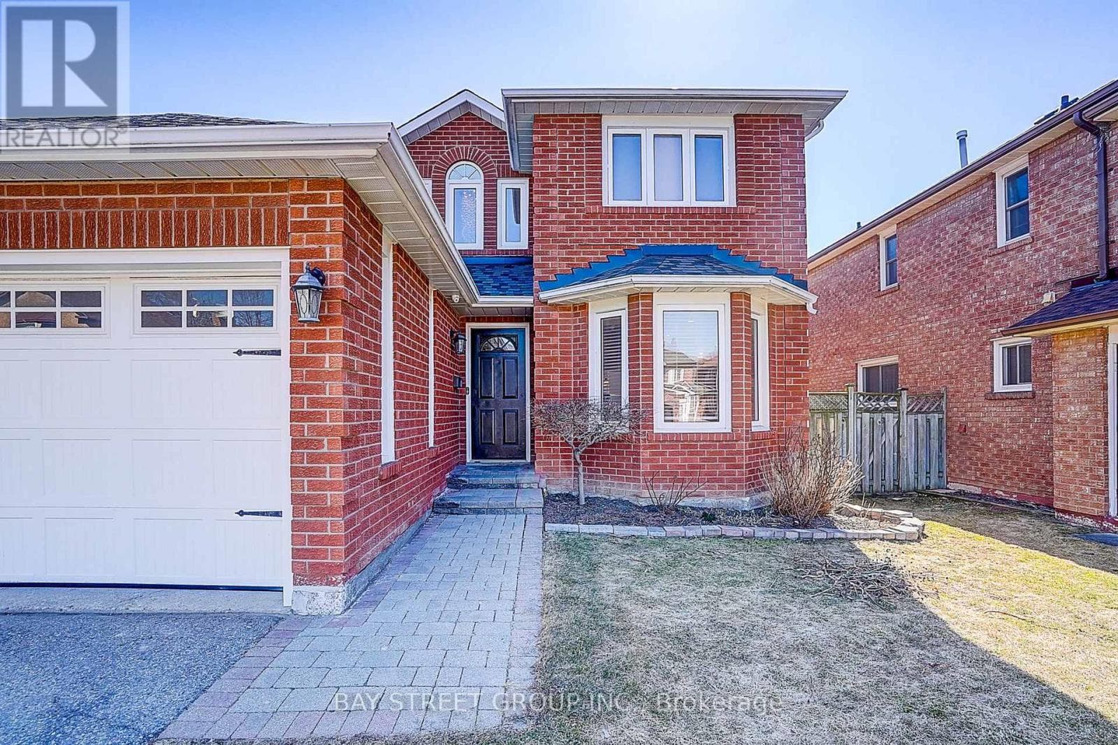 78 JOHN STIVER CRESCENT photo 2