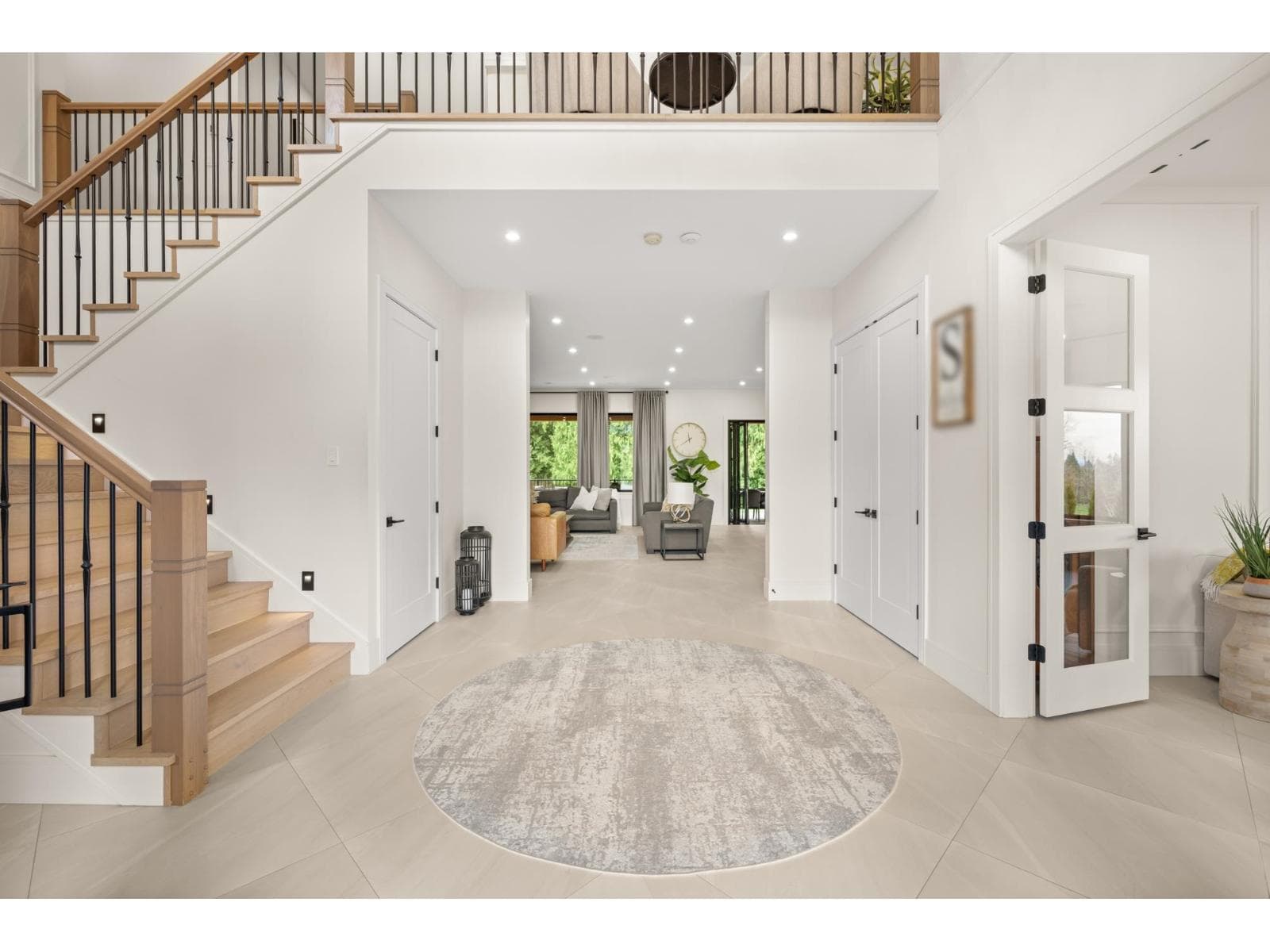 2 4533 232 STREET photo 4