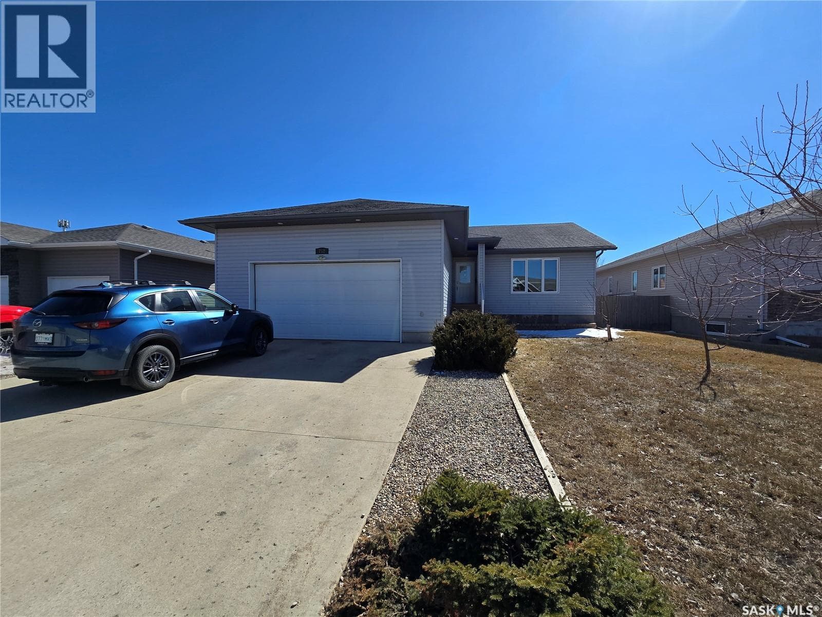752 McTaggart DRIVE