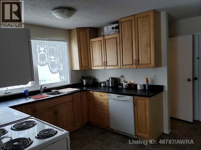 10850 98 AVE — photo 4