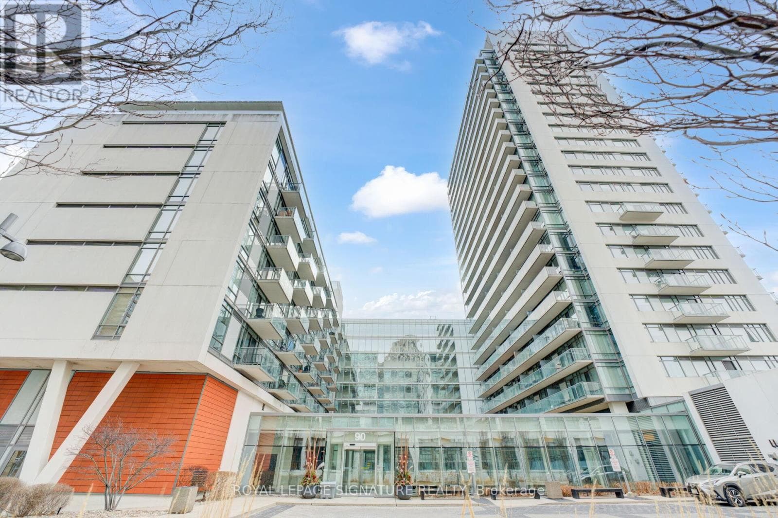 602 - 90 STADIUM ROAD photo 4