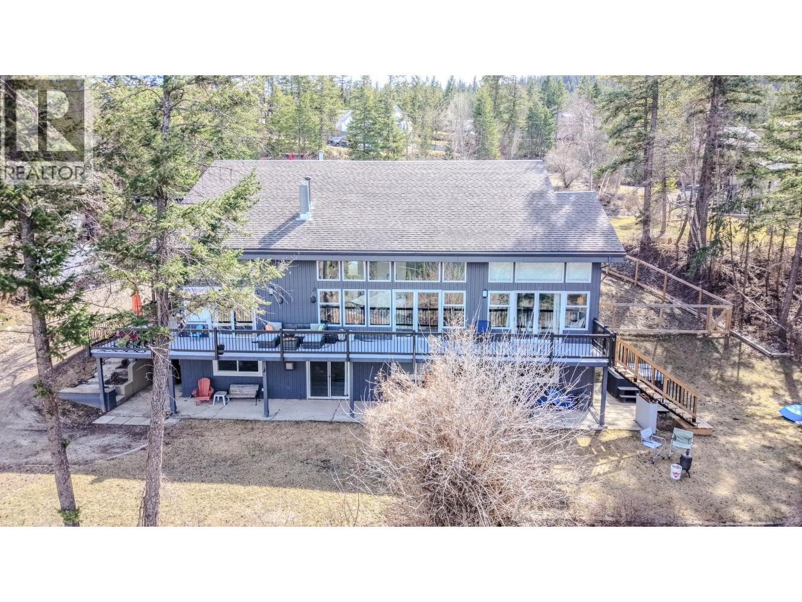 2124 SOUTH LAKESIDE DRIVE photo 2