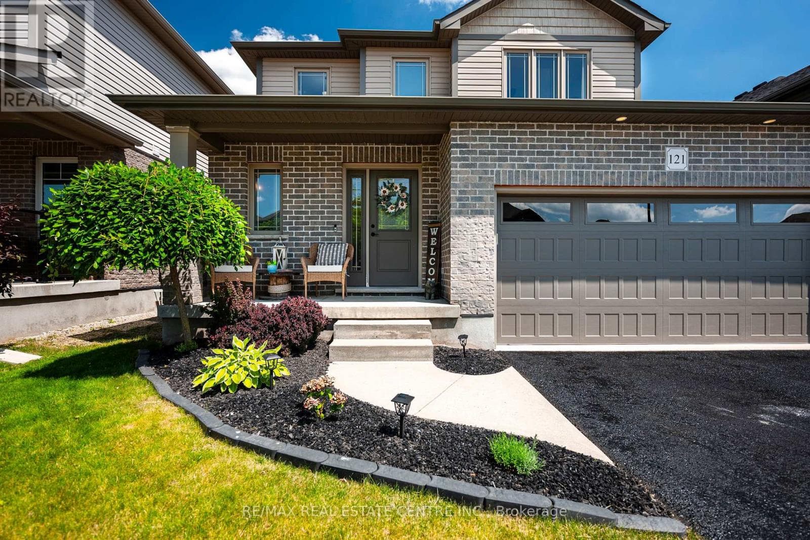 121 TAYLOR DRIVE photo 3