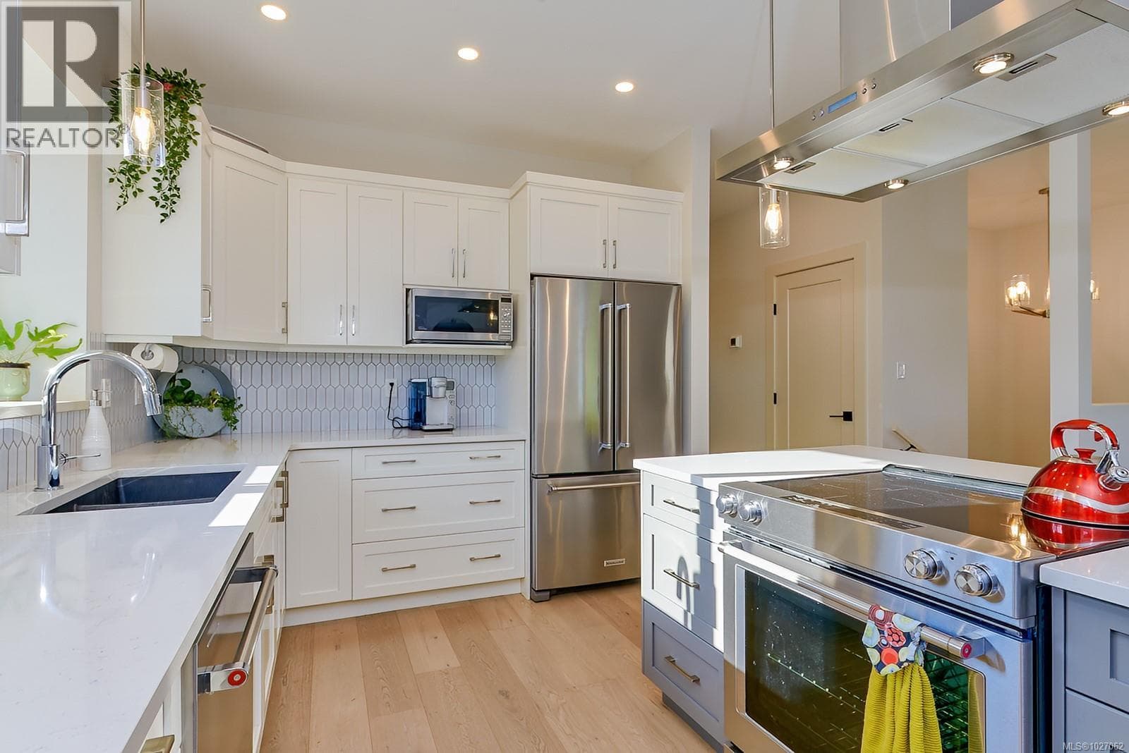 167 Bayridge Pl photo 3