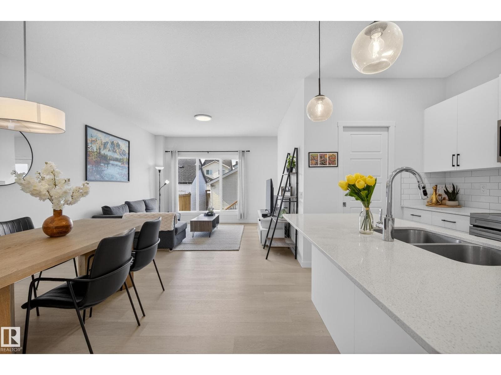 3 bed 3 bath single family at 3670 ERLANGER RD NW — $509,000