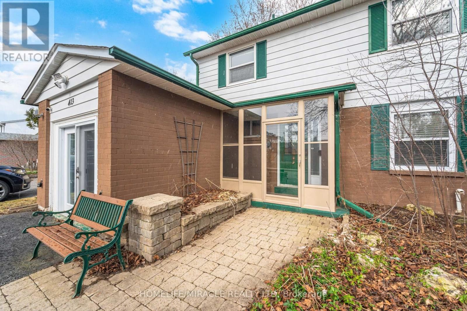 413 TERRY DRIVE photo 3