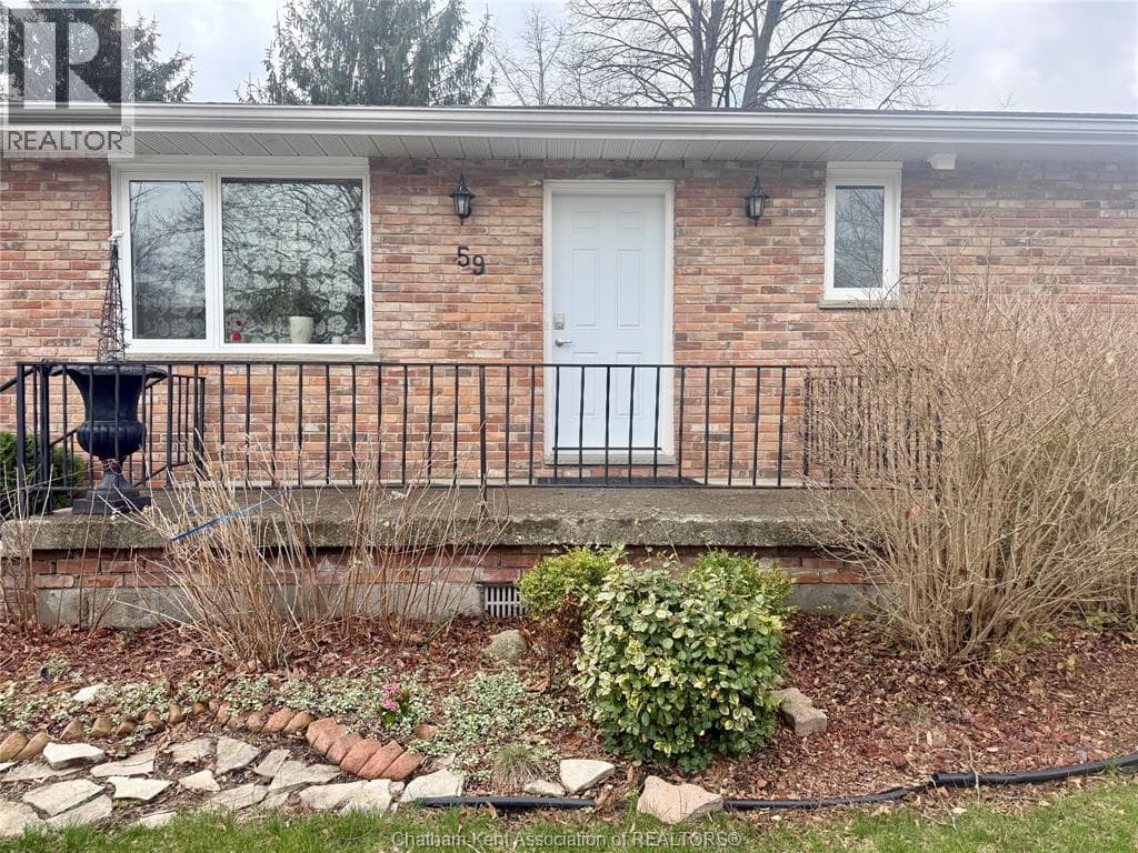 59 Lemuel STREET photo 2
