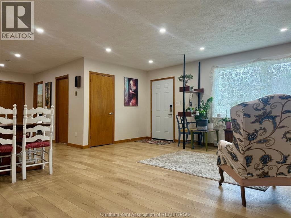 59 Lemuel STREET photo 4