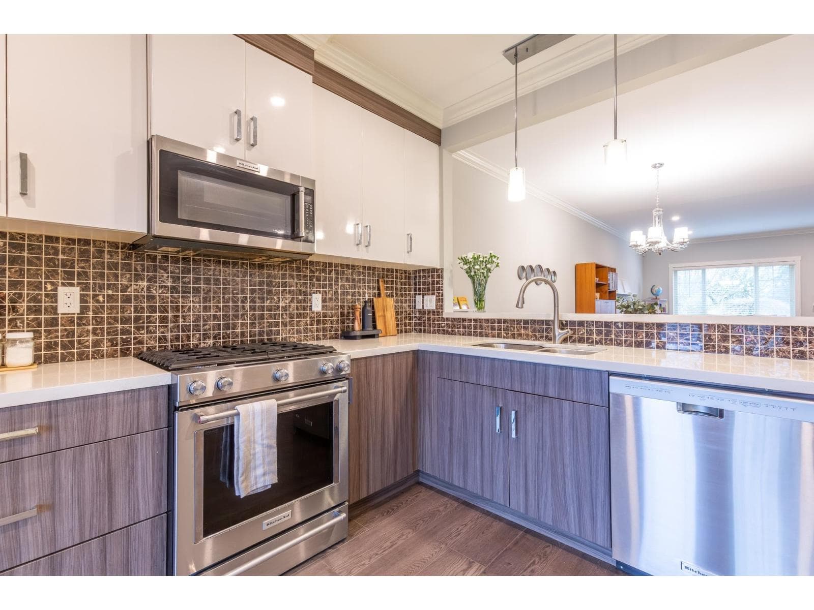 60 19097 64 AVENUE photo 5