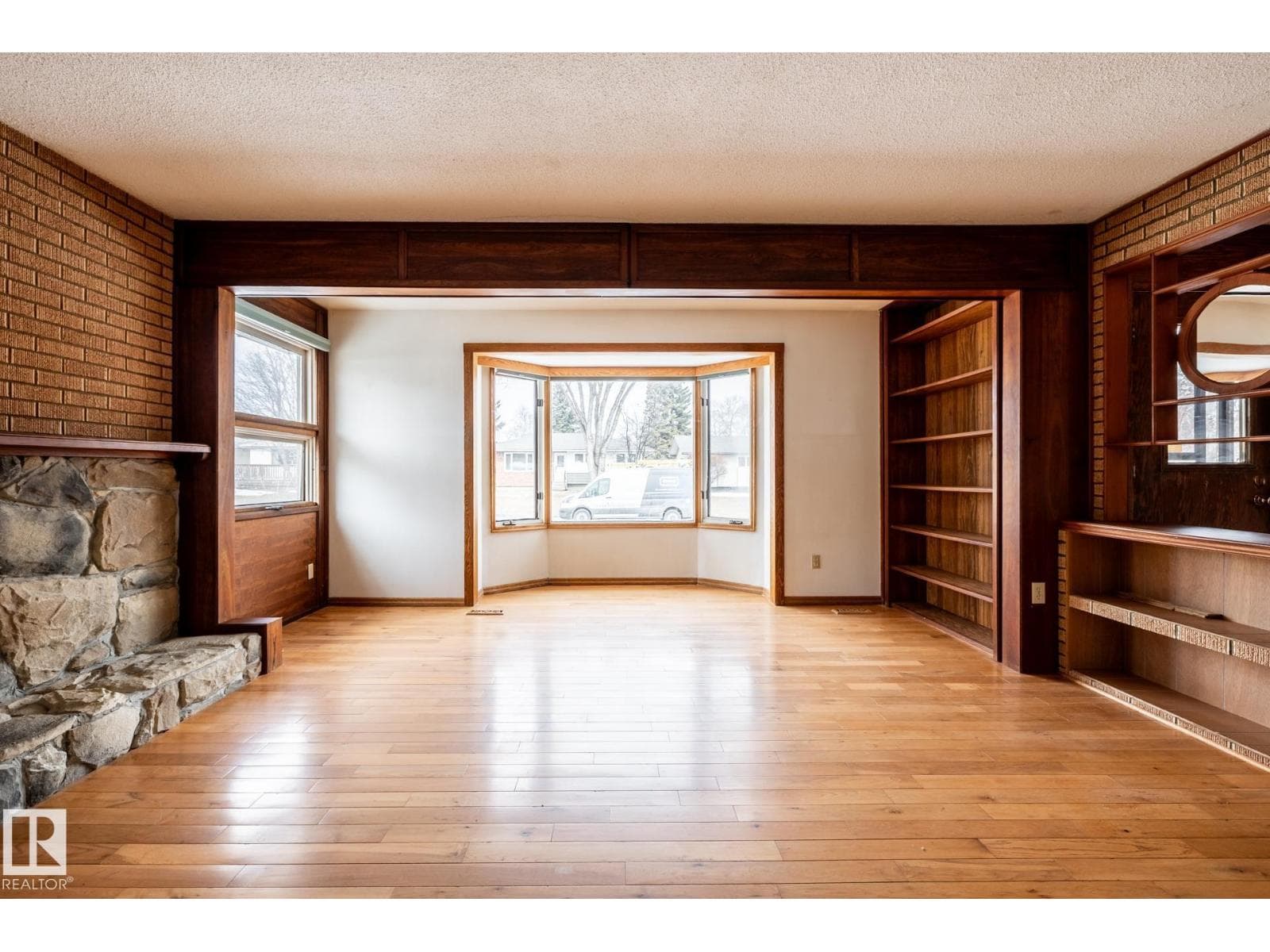 2 BLUEBIRD CR — photo 3