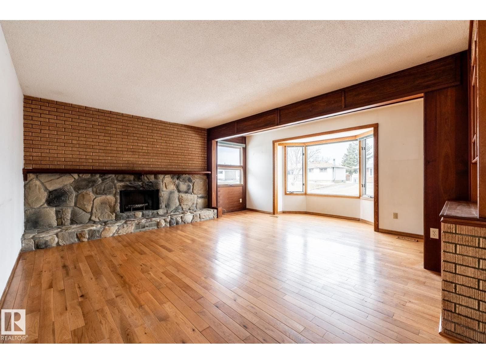 2 BLUEBIRD CR — photo 4