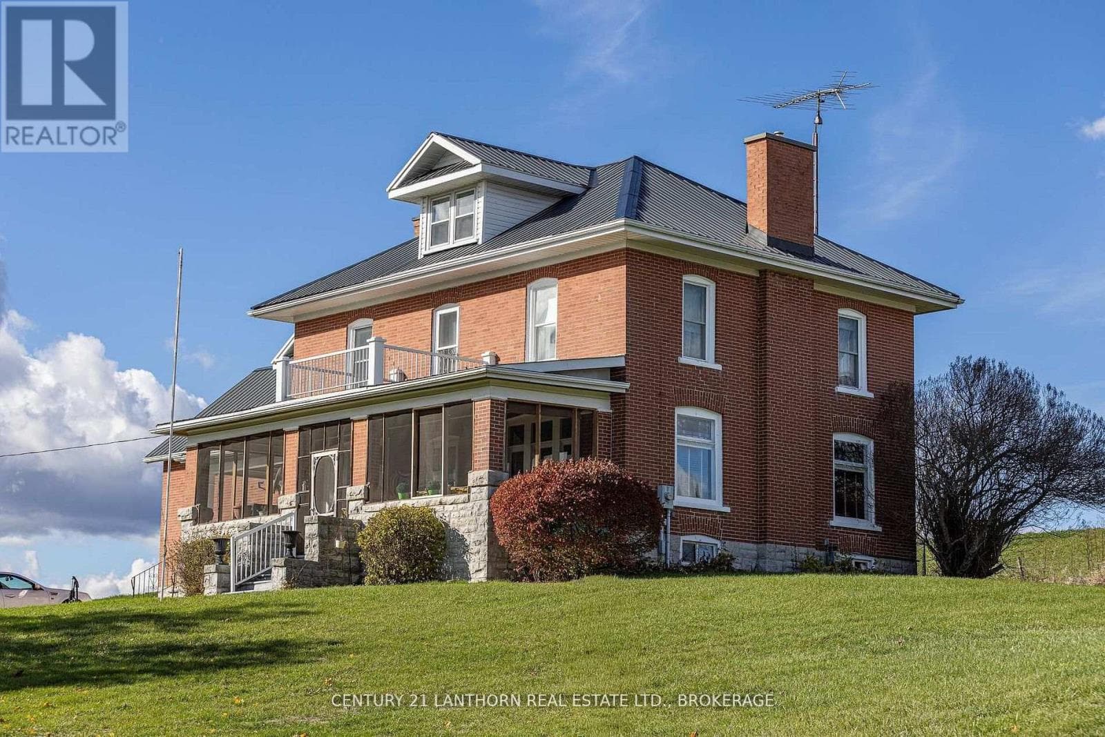 5 bed 2 bath single family at 530 MAIN STREET — $795,900
