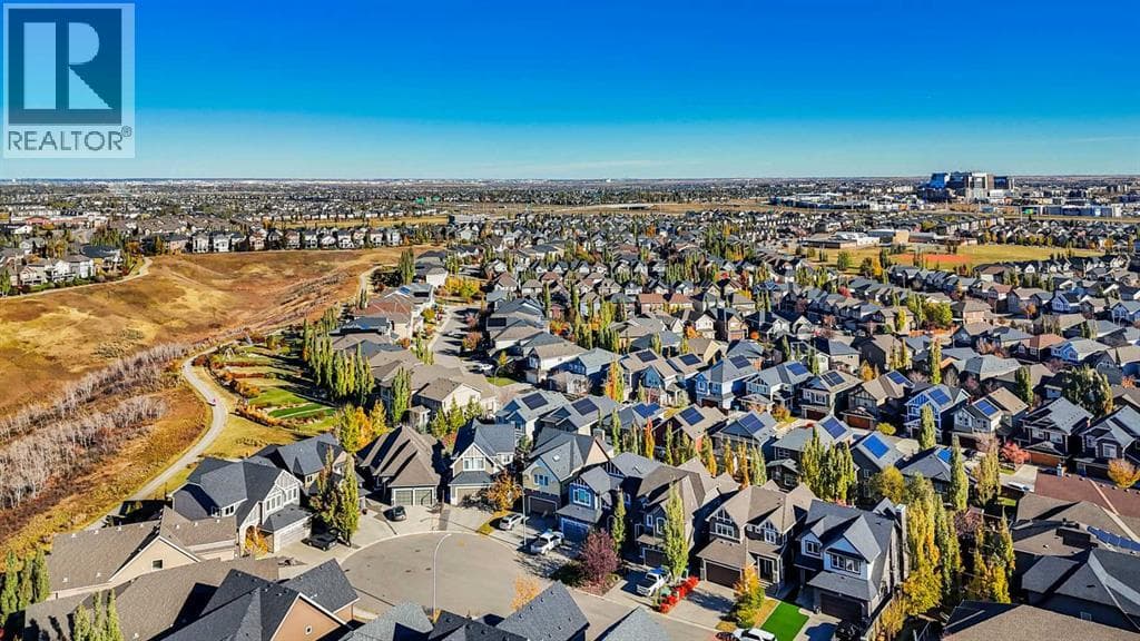 60 Cranarch Rise SE photo 3