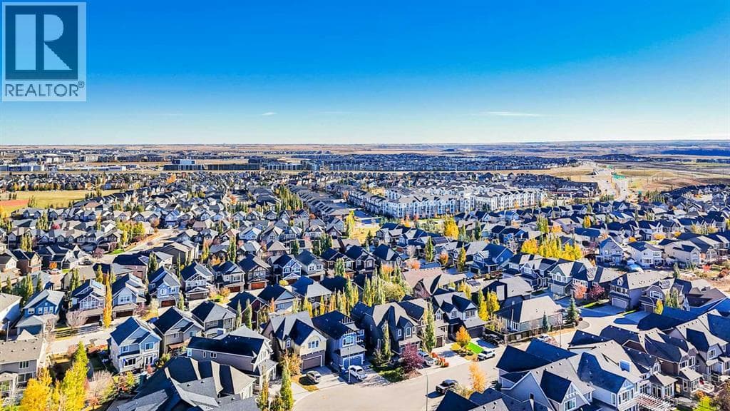 60 Cranarch Rise SE photo 4