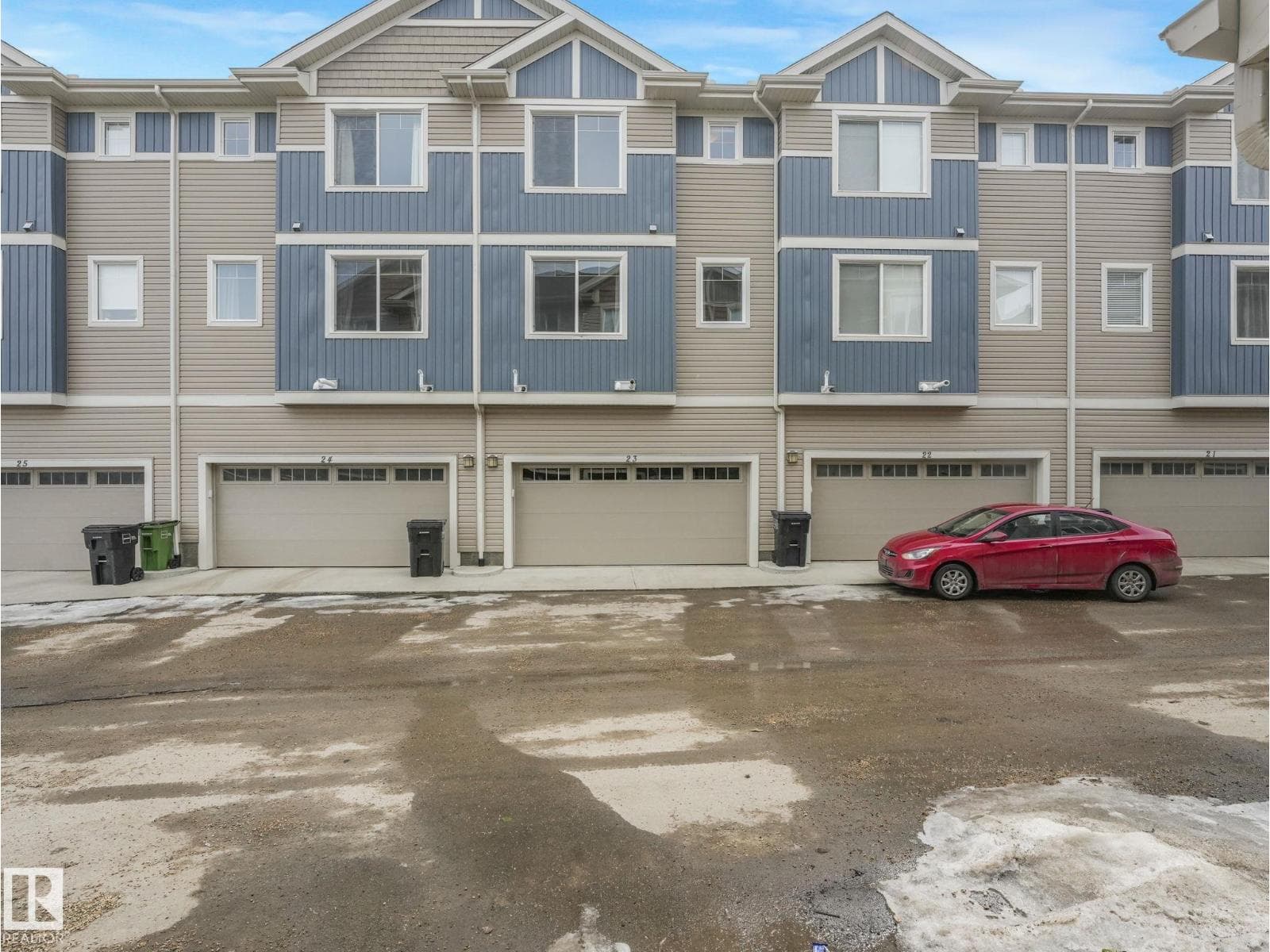 3 bed 3 bath single family at #23 13139 205 ST NW — $365,000
