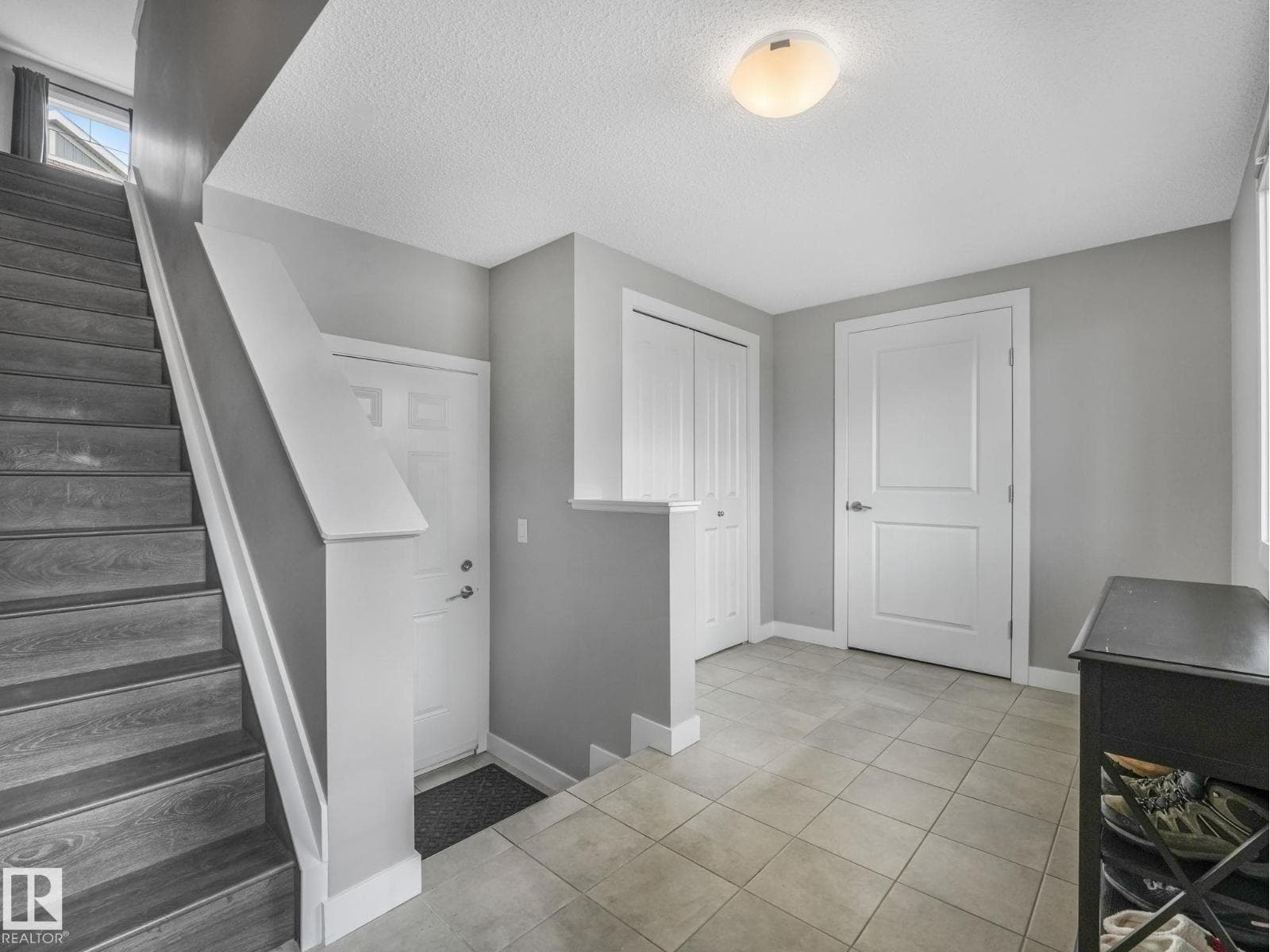 #23 13139 205 ST NW photo 3
