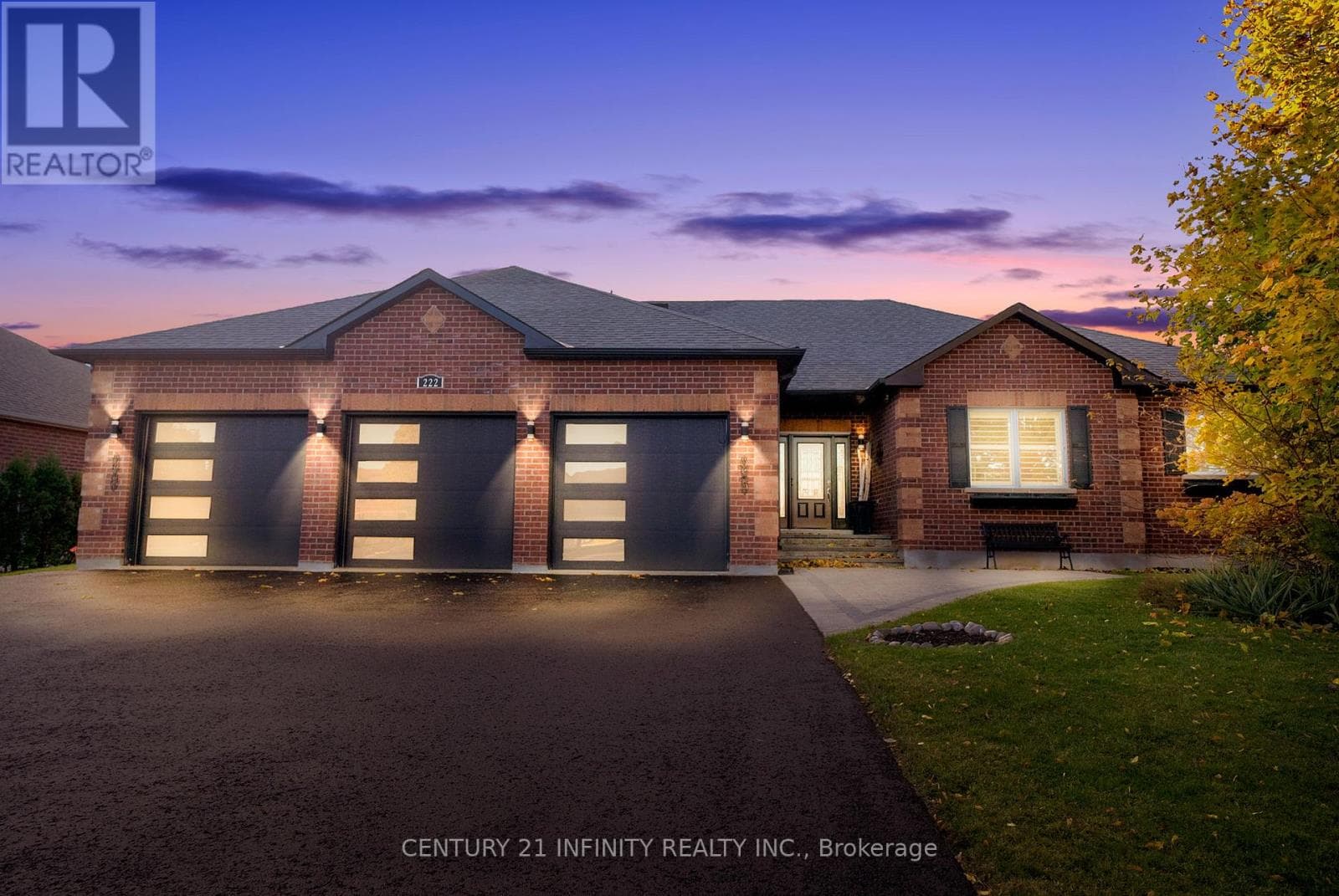 222 SOUTHCREST DRIVE photo 2