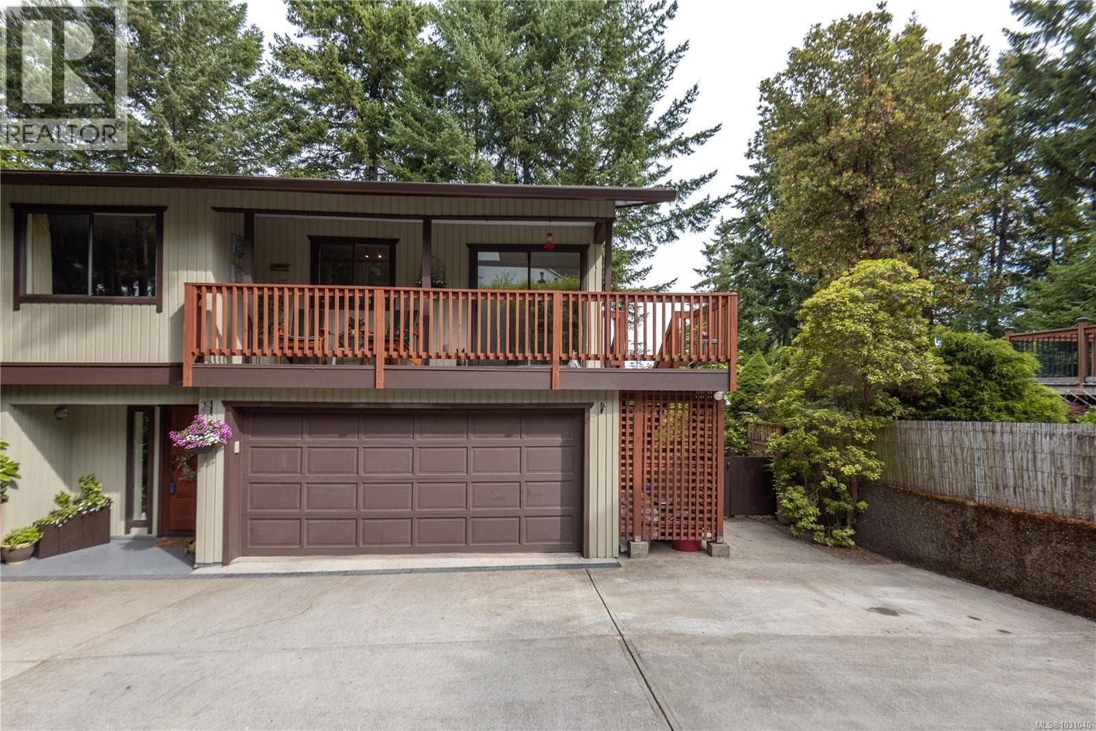 1367 Kingsview Rd photo 3