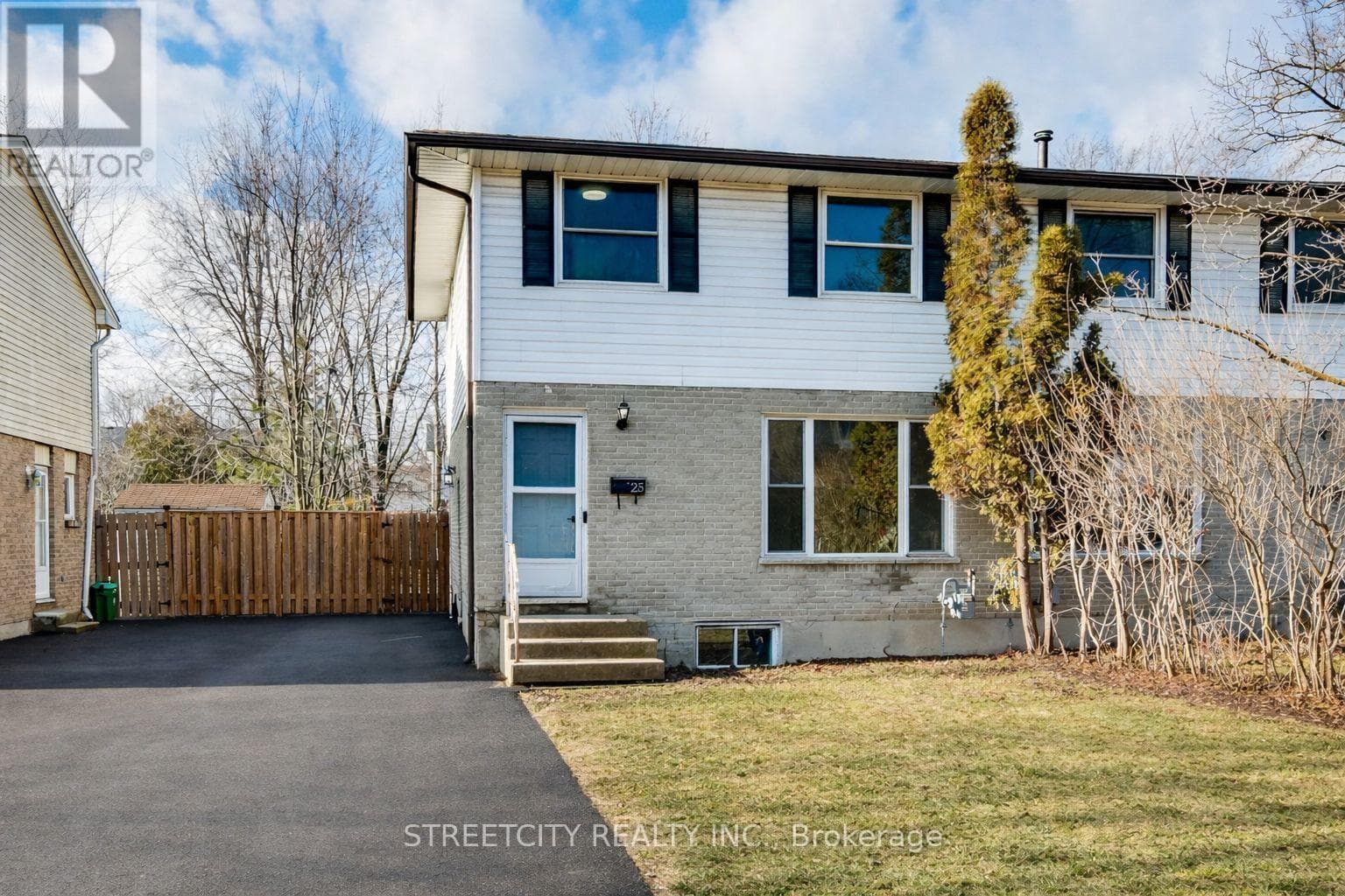3 bed 2 bath single family at 25 AUGUSTA CRESCENT — $499,999