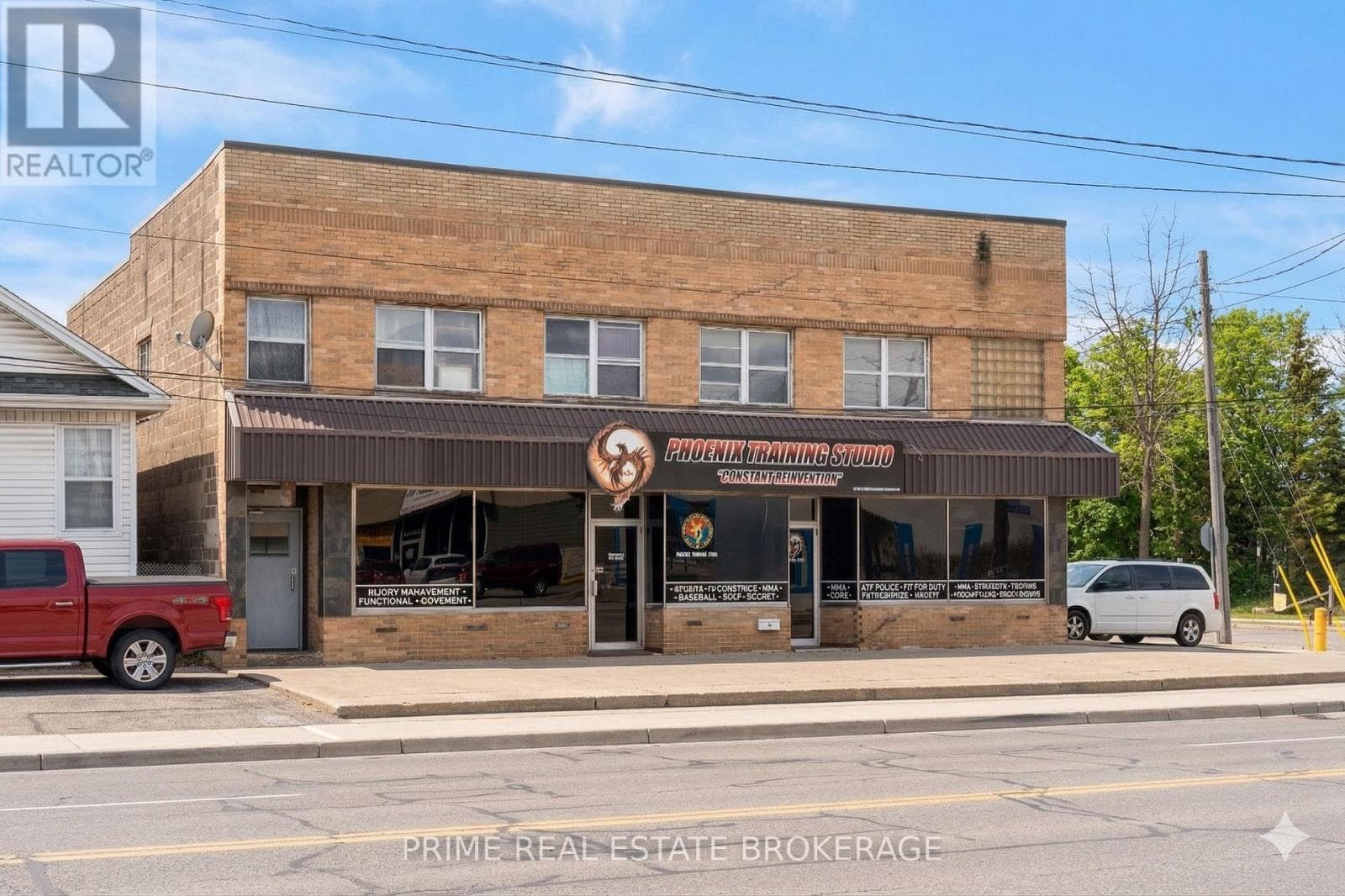 544 QUEEN STREET photo 2