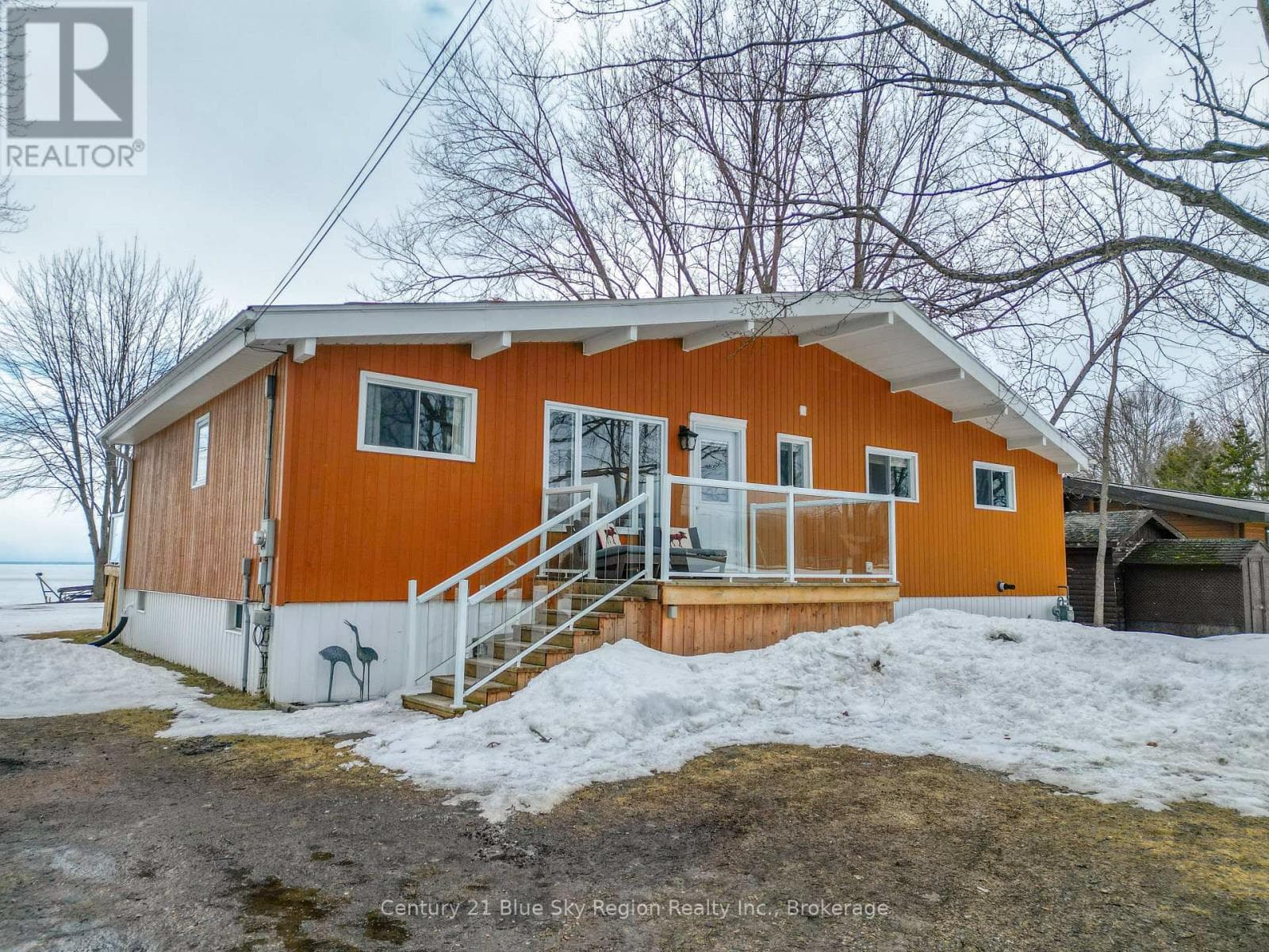 3 bed 1 bath single family at 370 MARLEAU ROAD — $639,900