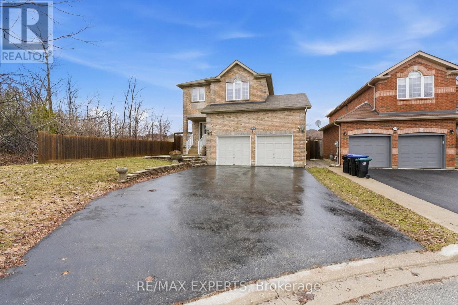 2174 TAGGART COURT photo 2