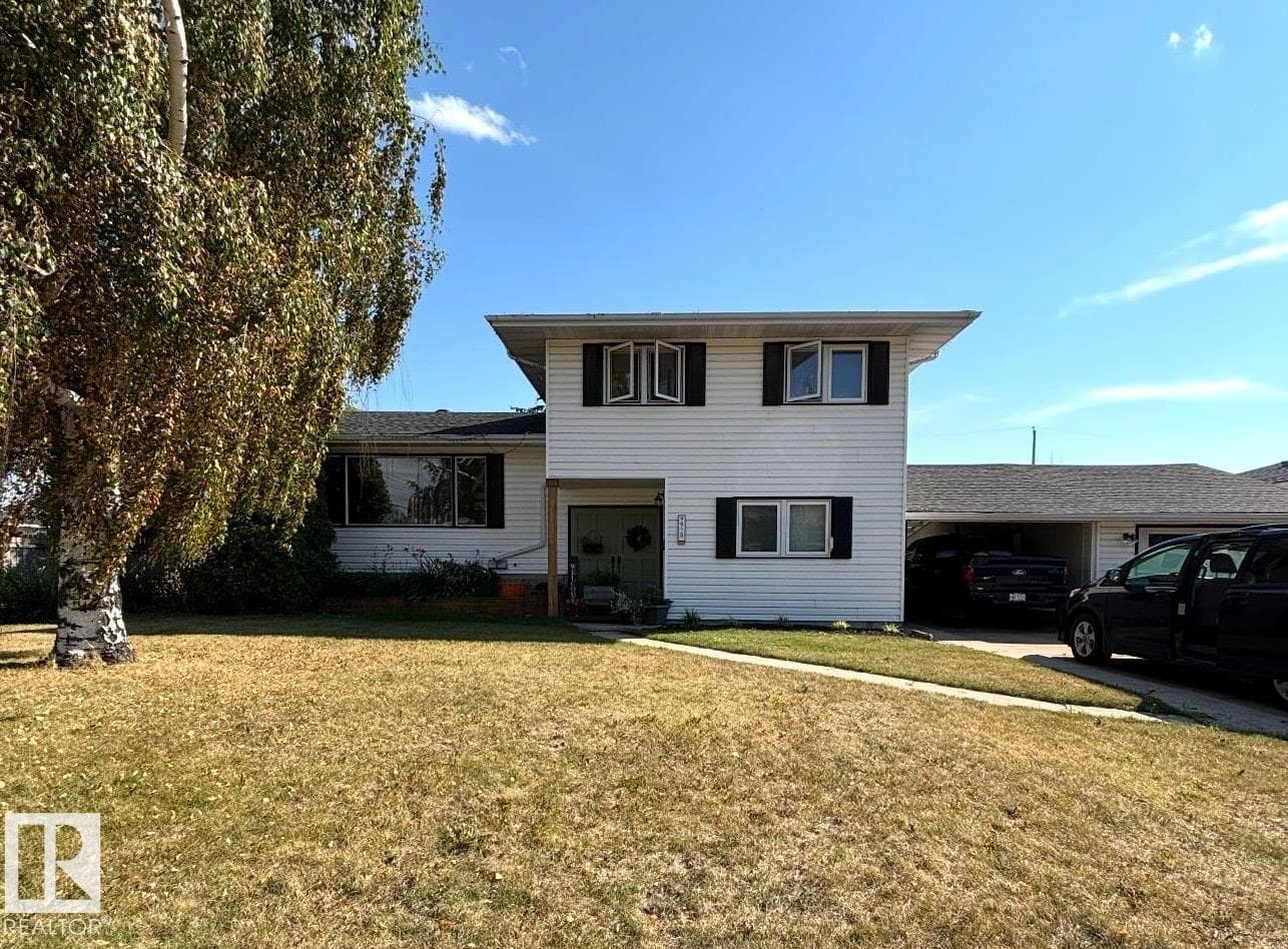 3 bed 2 bath single family at 9915 95 ST — $379,900