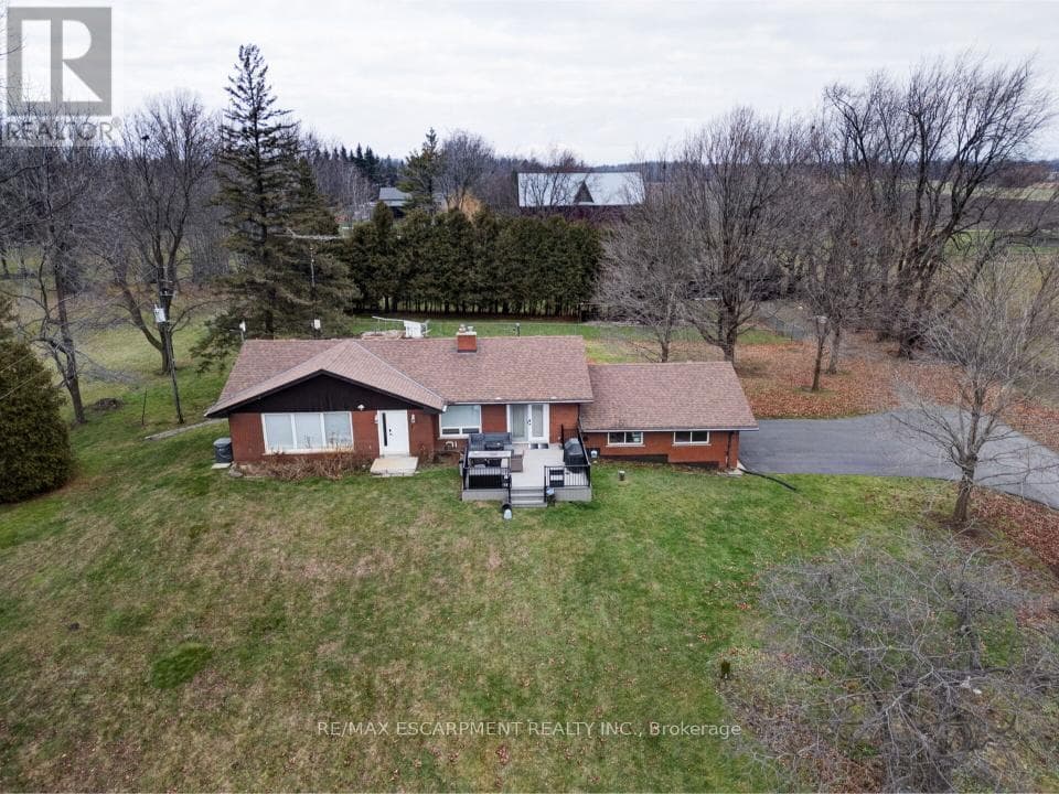 491 HIGHWAY 5 W photo 4