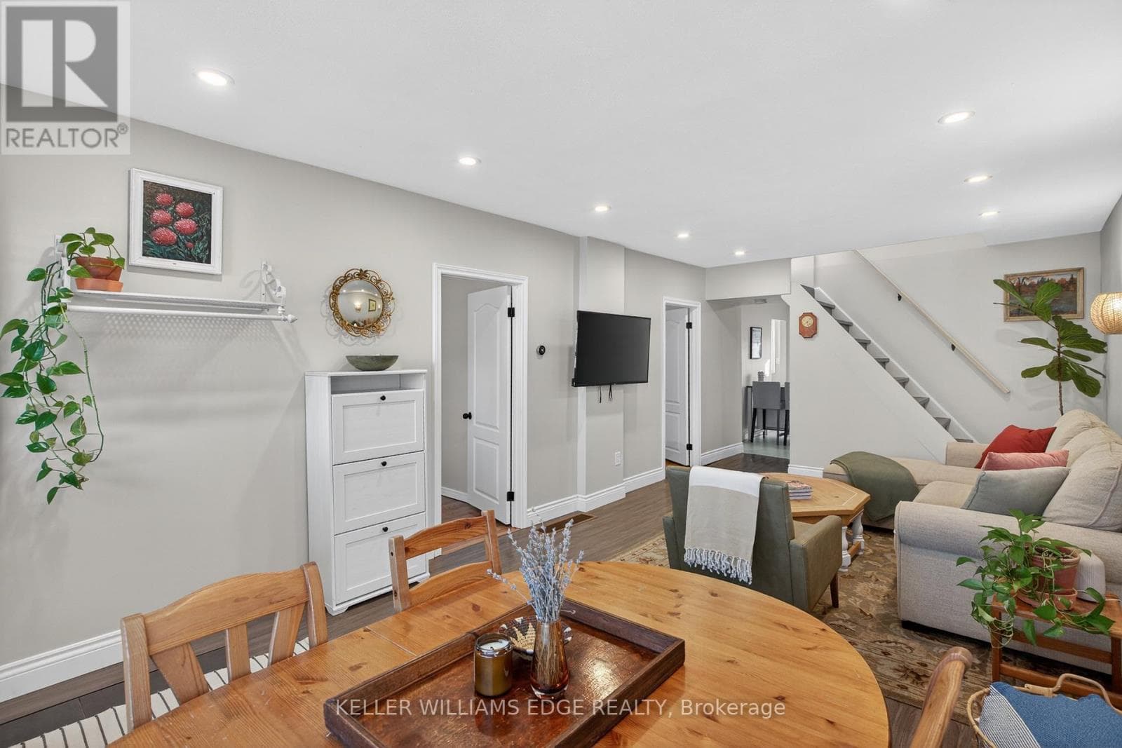 262 BRITANNIA AVENUE photo 5