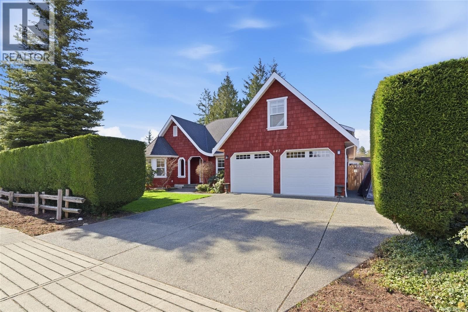3 bed 3 bath single family at 647 Temple St — $1,225,000