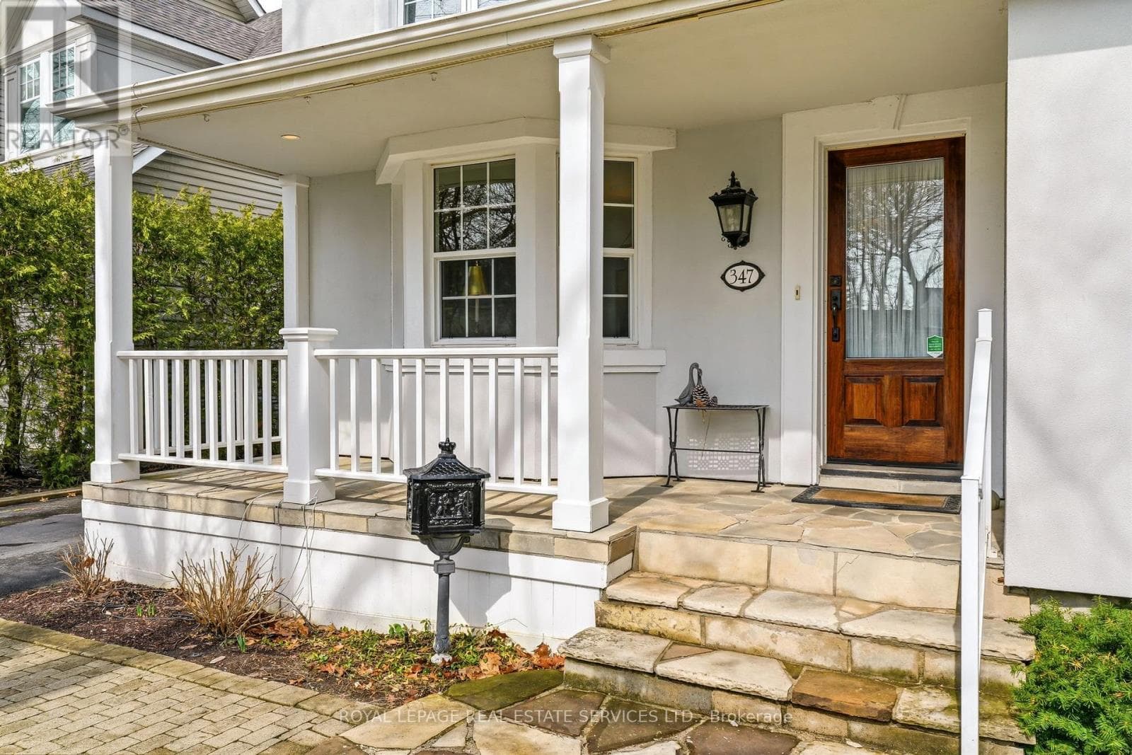 347 DOUGLAS AVENUE photo 2