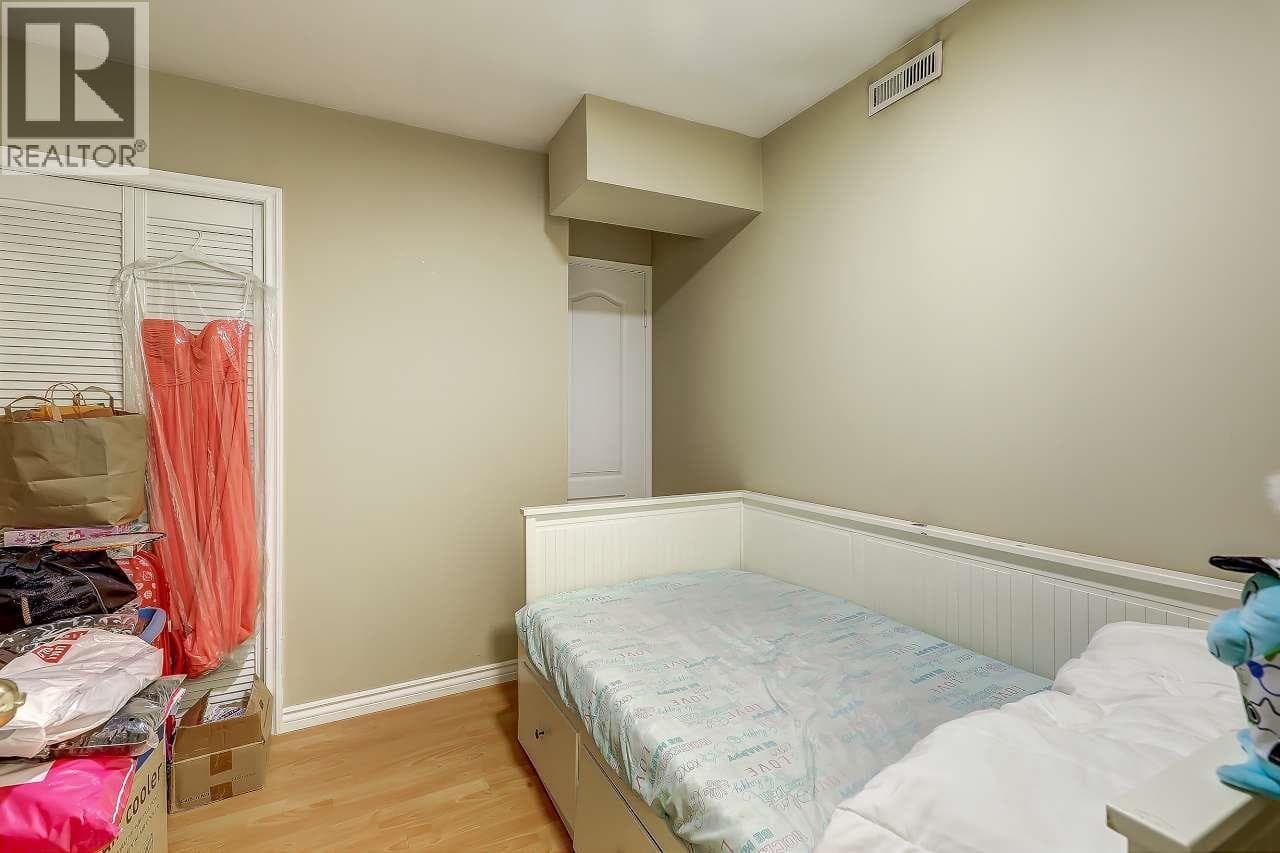6280 YEATS CRESCENT photo 4