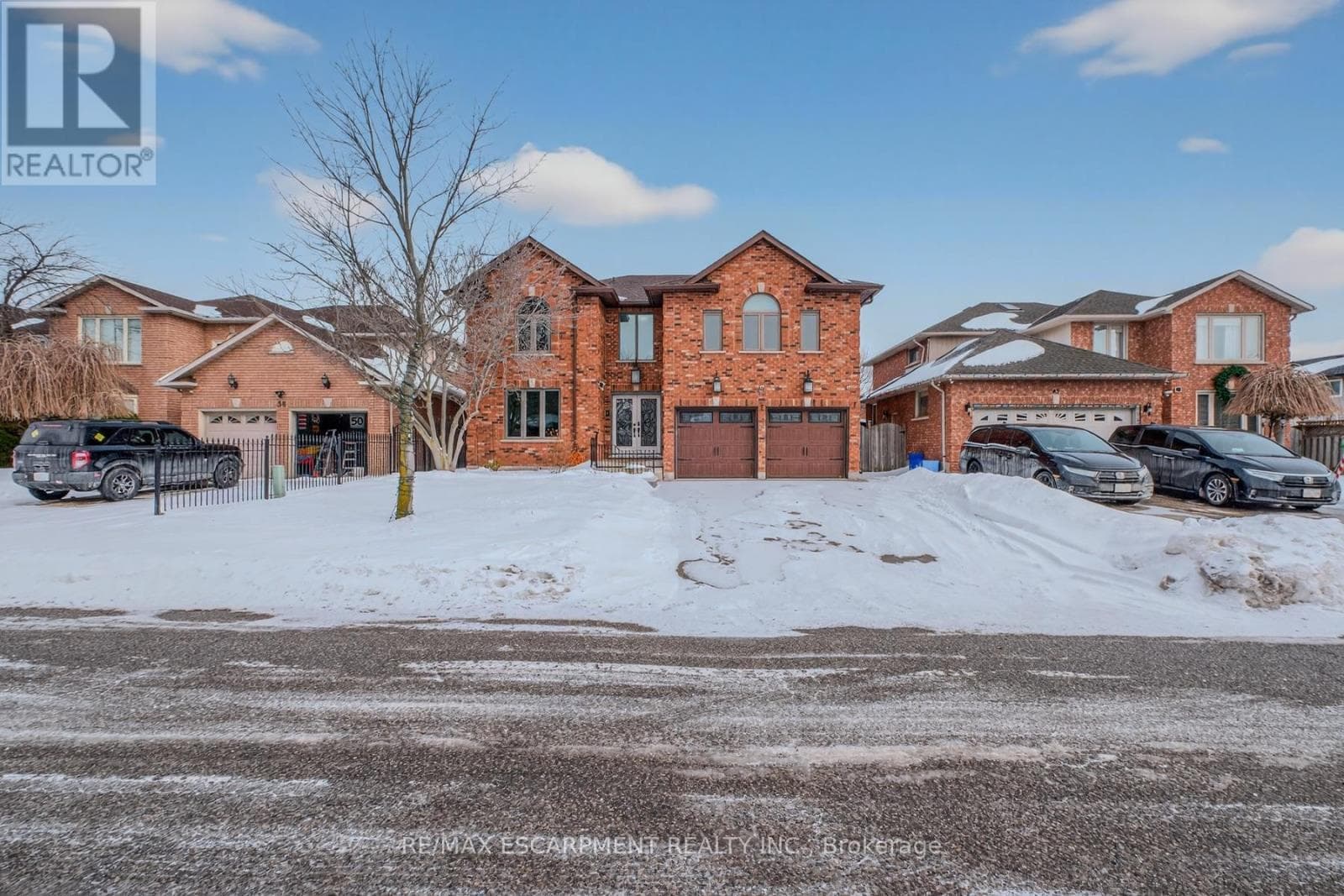 41 CANDOR CRESCENT photo 2