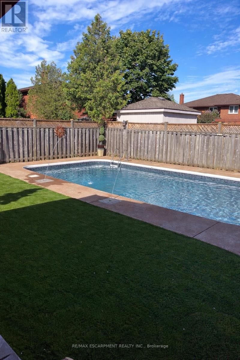 41 CANDOR CRESCENT photo 5
