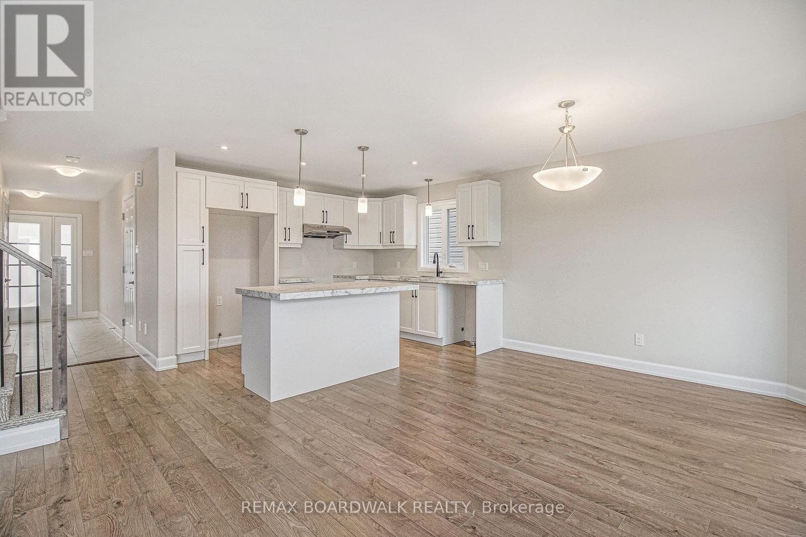 1203 MONTBLANC CRESCENT photo 4