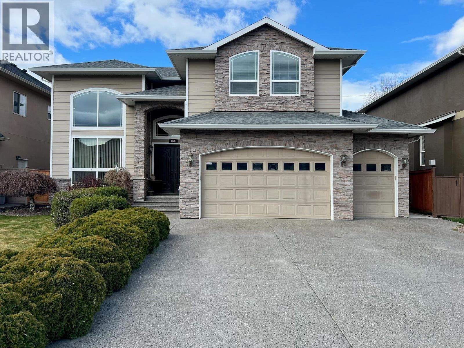 7 bed 4 bath single family at 866 ARLINGTON Court — $1,029,000