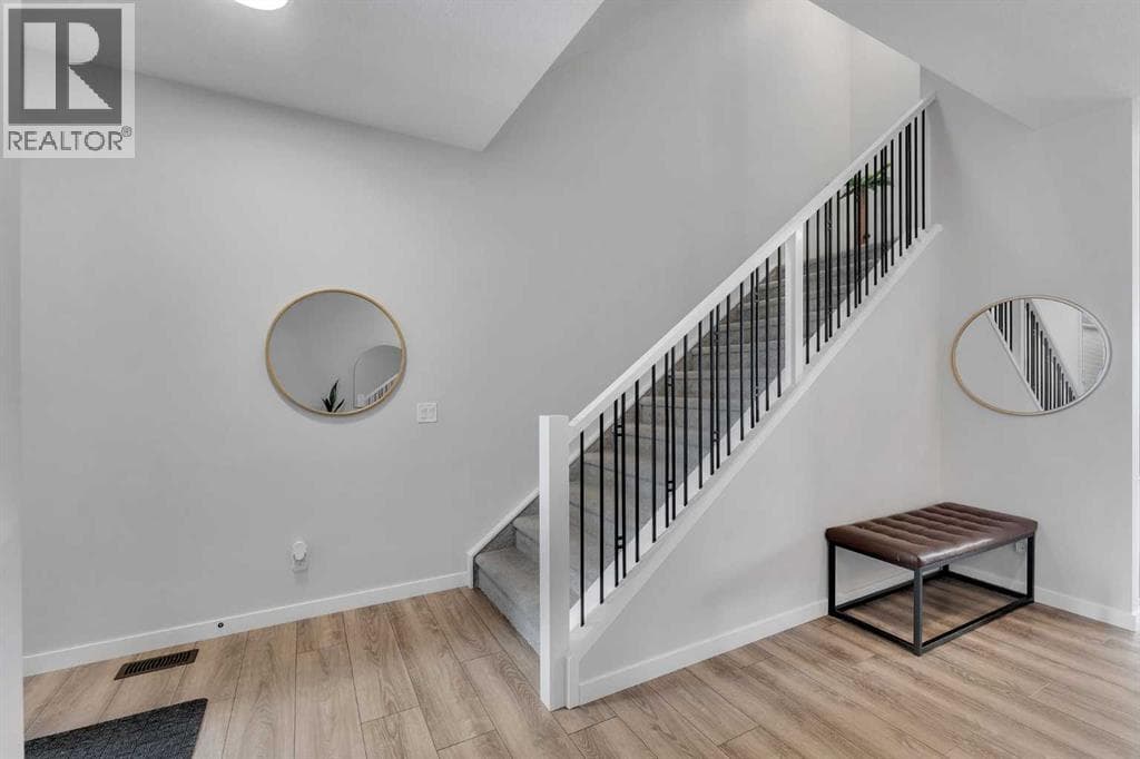 34 Belvedere Green SE — photo 5