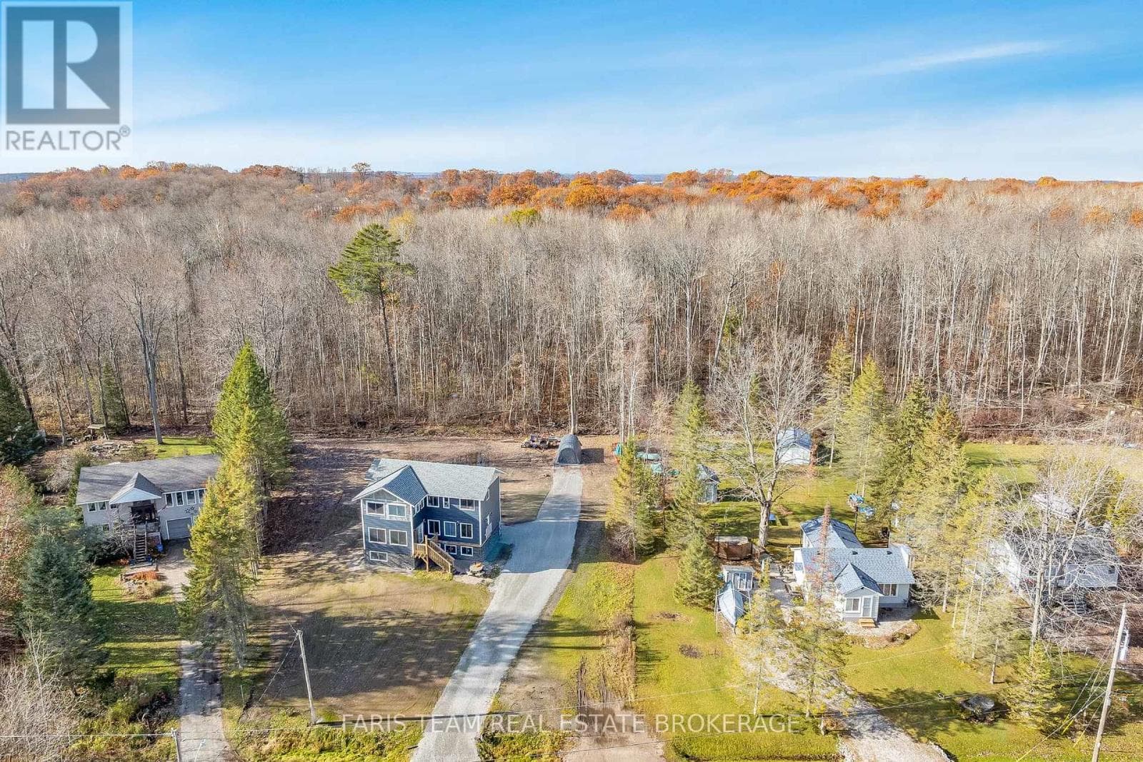 433 ROBINS POINT ROAD photo 4