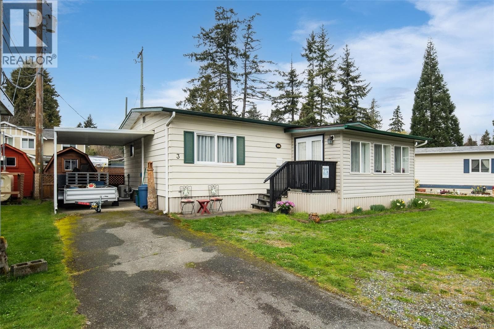 2 bed 2 bath single family at 3 2607 Selwyn Rd — $238,800