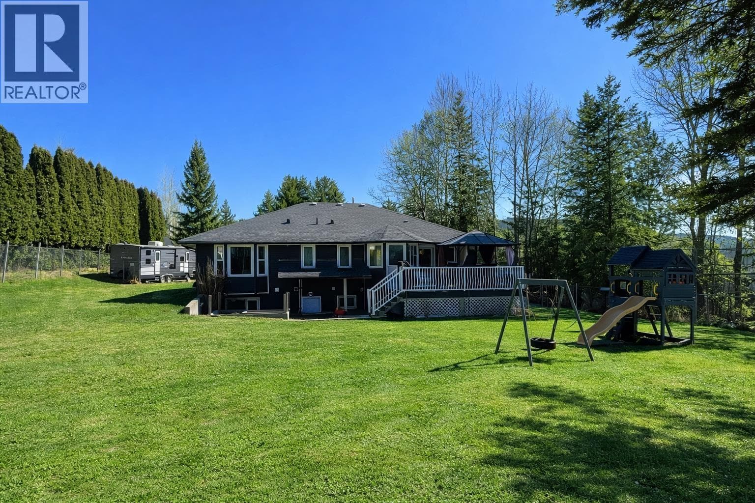 227 FIEGE ROAD photo 4