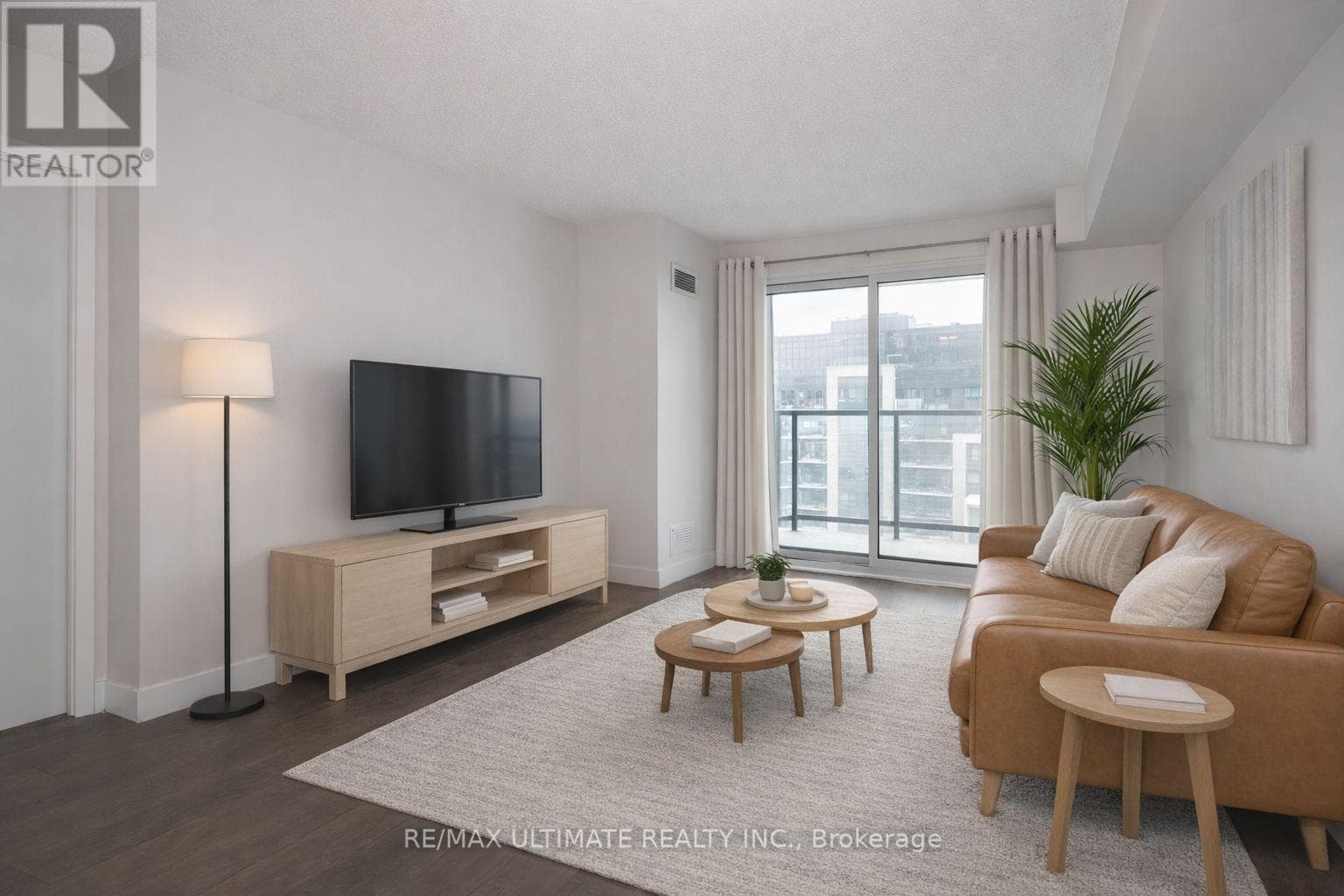 1 bed 1 bath single family at 2308 - 1410 DUPONT STREET — $468,900