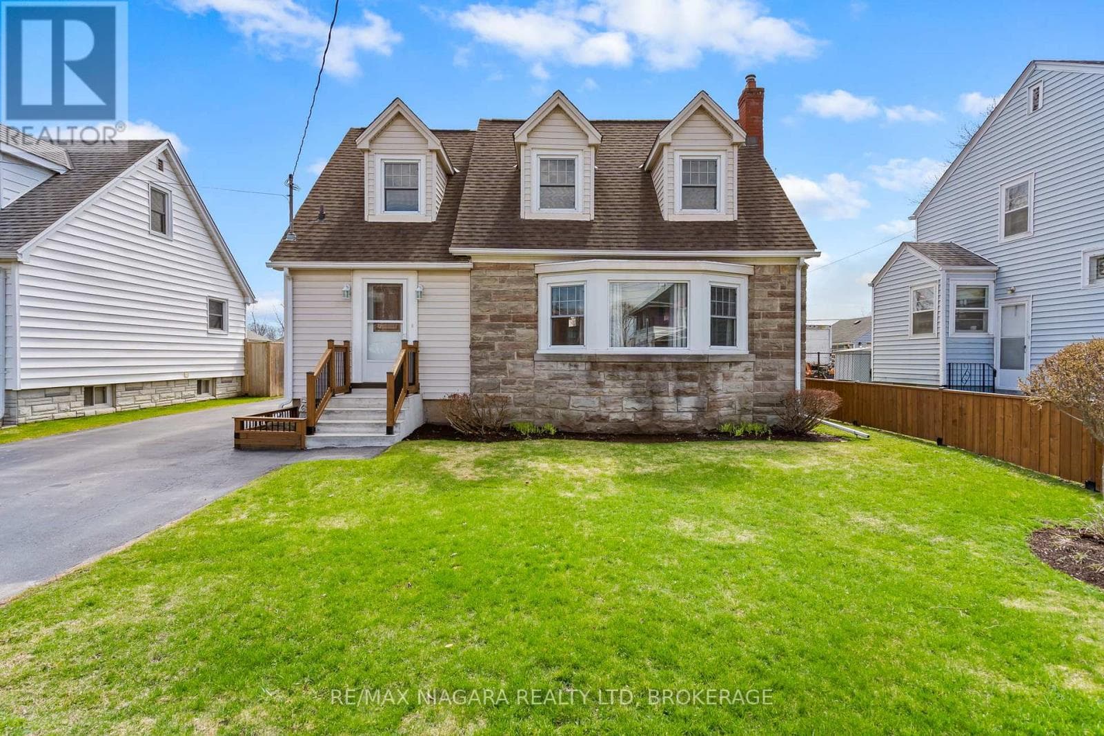 124 NEFF STREET photo 2