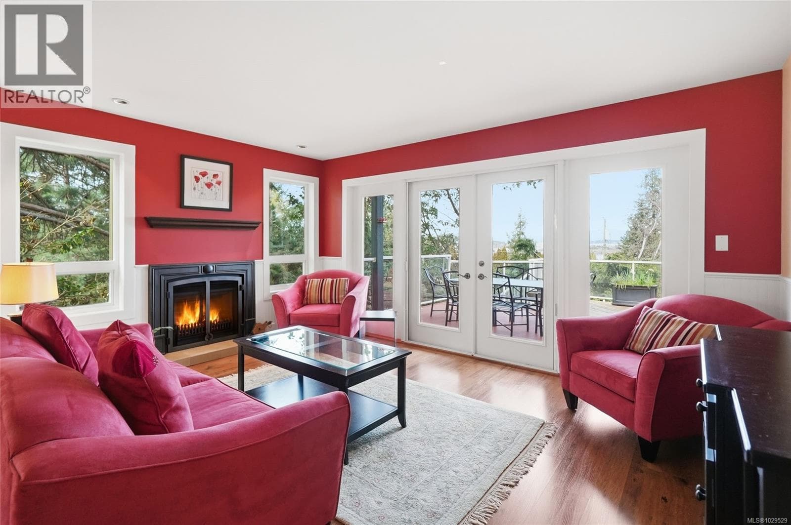 3259 Dolphin Dr photo 3