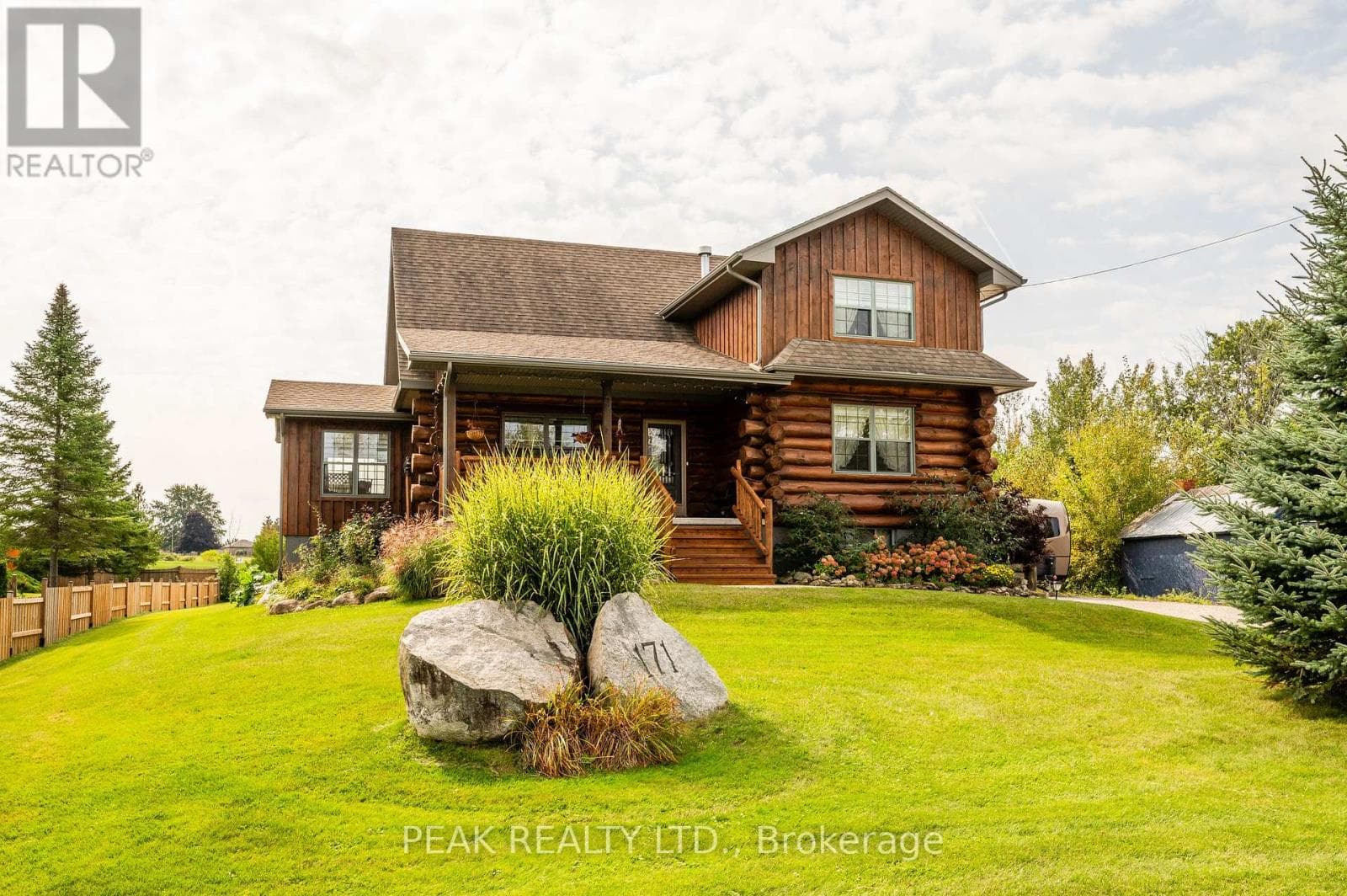 171 GOSFORD STREET photo 2